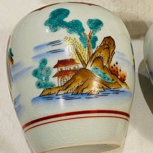 O9-Vintage Chinoiserie Hand Painted Pagoda Bonsai Vase